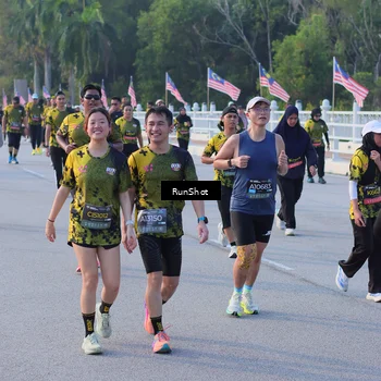 Runner Photo 7118470