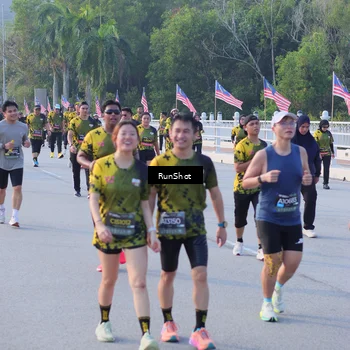 Runner Photo 7118472
