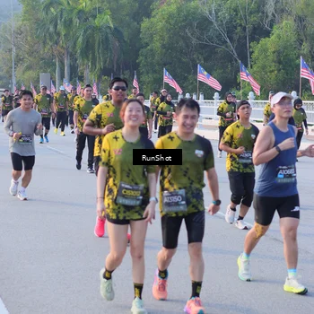 Runner Photo 7118473