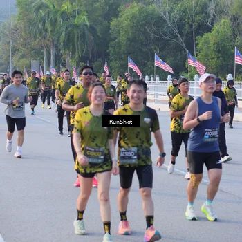 Runner Photo 7118475