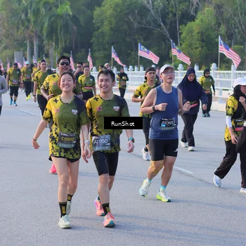Runner Photo 7118477