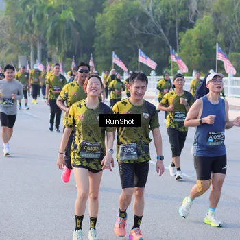 Runner Photo 7118481