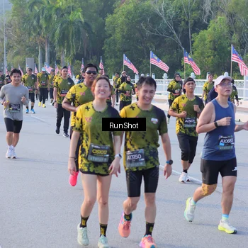 Runner Photo 7118484