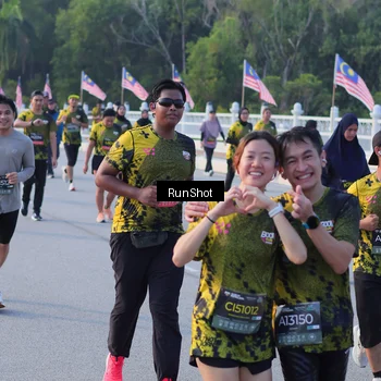 Runner Photo 7118497
