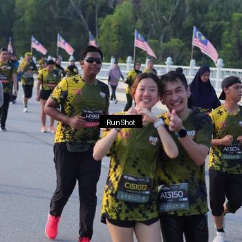 Runner Photo 7118498