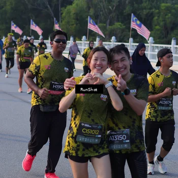 Runner Photo 7118501