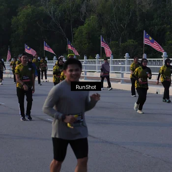 Runner Photo 7118520