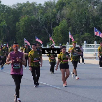 Runner Photo 7118531