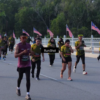 Runner Photo 7118532