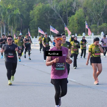 Runner Photo 7118535