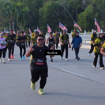 Runner Photo 7118546