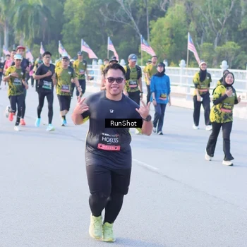 Runner Photo 7118549