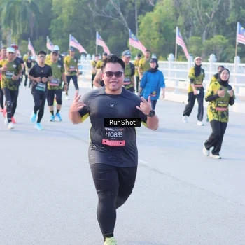 Runner Photo 7118553