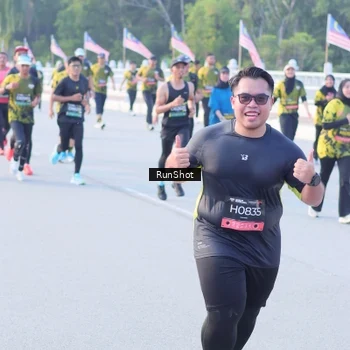 Runner Photo 7118558