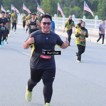 Runner Photo 7118563