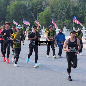 Runner Photo 7118570