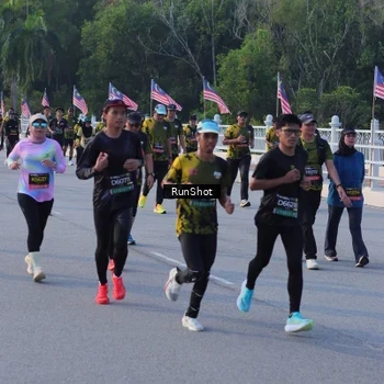 Runner Photo 7118572
