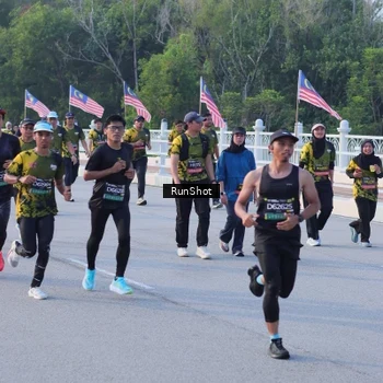 Runner Photo 7118573