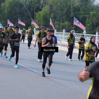 Runner Photo 7118579