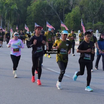Runner Photo 7118580