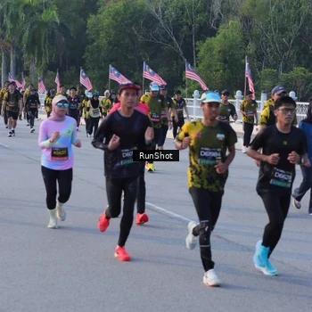 Runner Photo 7118581