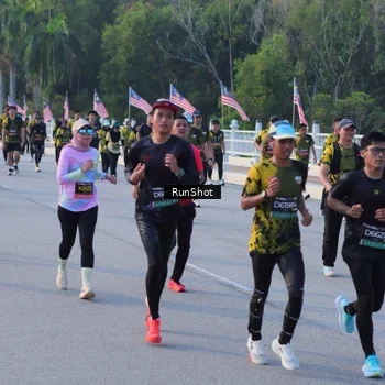 Runner Photo 7118582