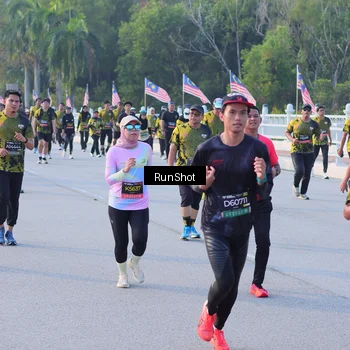 Runner Photo 7118587