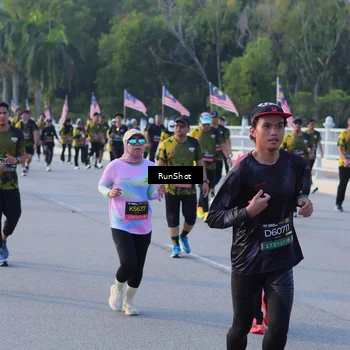 Runner Photo 7118599