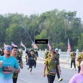 Runner Photo 7118609