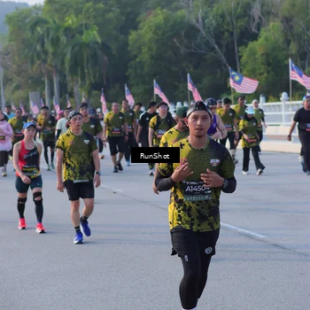 Runner Photo 7118627