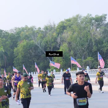 Runner Photo 7118641