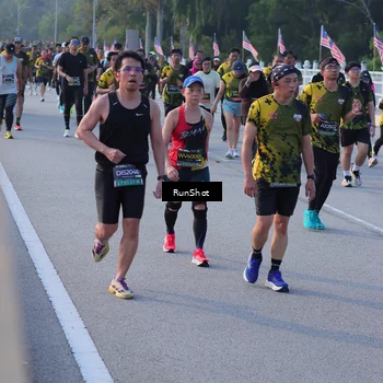Runner Photo 7118646