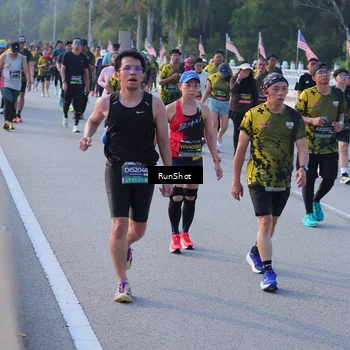Runner Photo 7118648