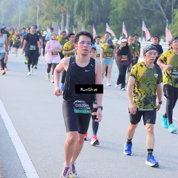 Runner Photo 7118658