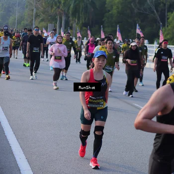 Runner Photo 7118659