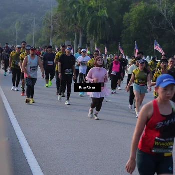 Runner Photo 7118663