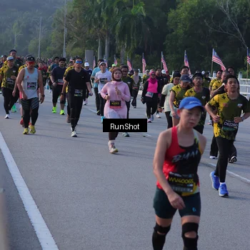 Runner Photo 7118665