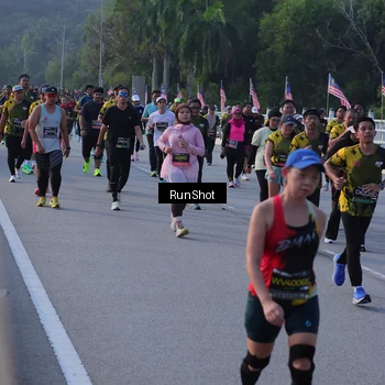 Runner Photo 7118666