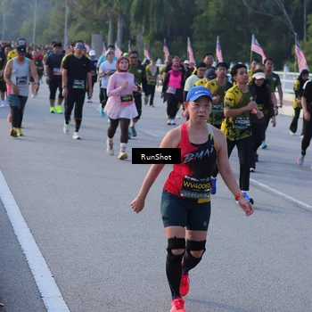 Runner Photo 7118668