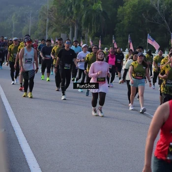 Runner Photo 7118676