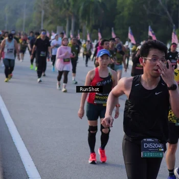 Runner Photo 7118680