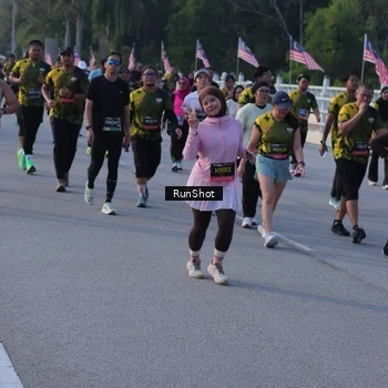 Runner Photo 7118682