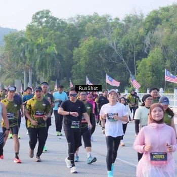 Runner Photo 7118691