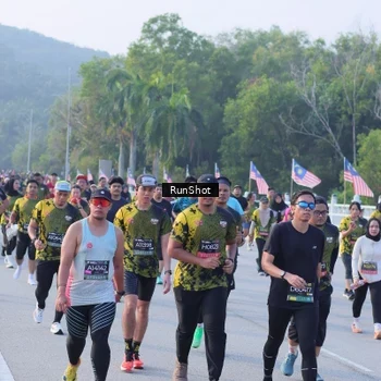 Runner Photo 7118696
