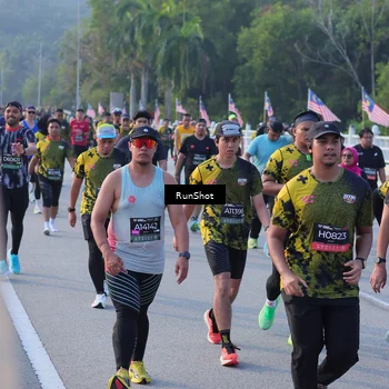 Runner Photo 7118706