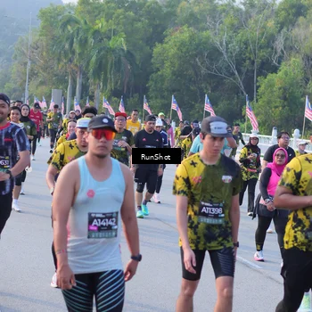 Runner Photo 7118720