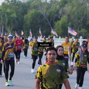 Runner Photo 7118730