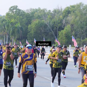 Runner Photo 7118737