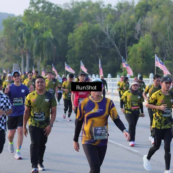 Runner Photo 7118743