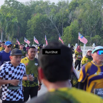 Runner Photo 7118745